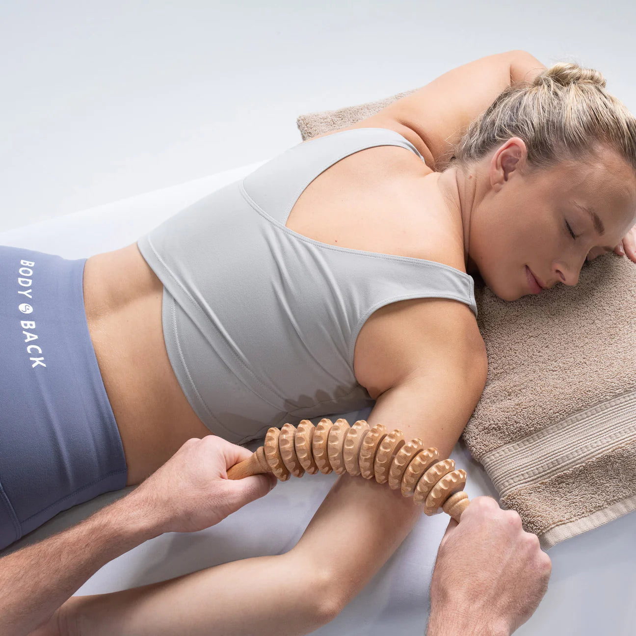 OMNIVA™ Wood Therapy Roller